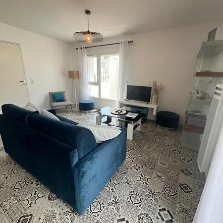 La Tour Carree, T2 Avec Parking *