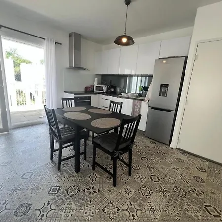 Apartamento La Tour Carree, T2 Avec Parking *