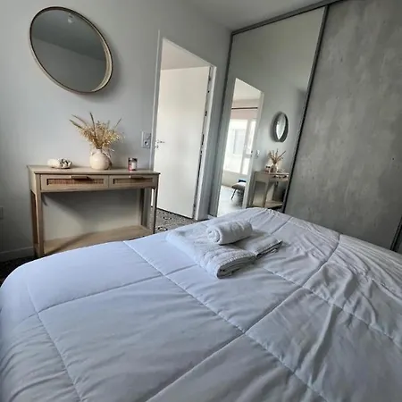 La Tour Carree, T2 Avec Parking לה רושל