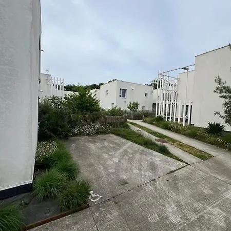 La Tour Carree, T2 Avec Parking